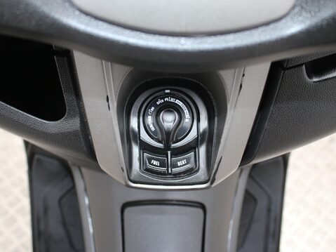 Yamaha Nmax 125 GPD125-A ABS 26