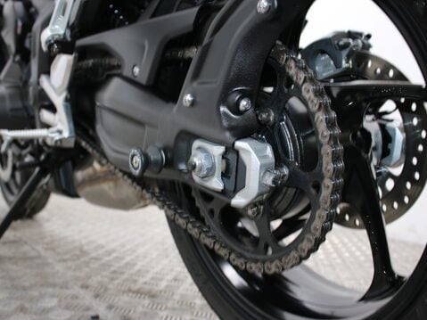 Triumph Trident TRIDENT 660 25