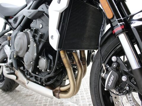 Triumph Trident TRIDENT 660 18