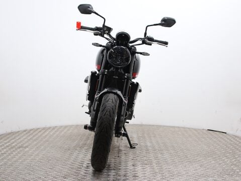 Triumph Trident TRIDENT 660 3