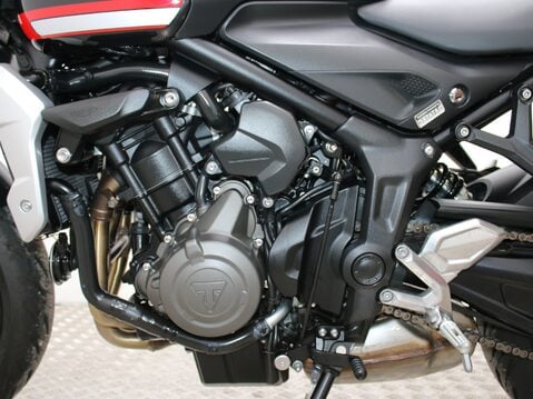 Triumph Trident TRIDENT 660 31