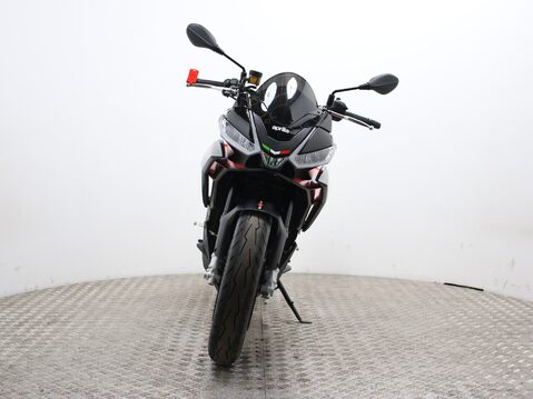 Aprilia Tuono 660 TUONO 660 FACTORY 5