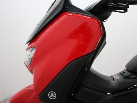 Yamaha Nmax 125 GPD125-A ABS 18