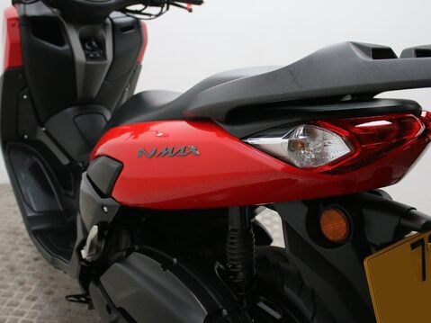 Yamaha Nmax 125 GPD125-A ABS 17