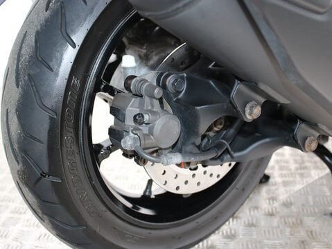 Yamaha Nmax 125 GPD125-A ABS 27