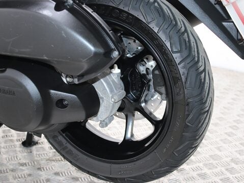 Yamaha Nmax 125 GPD125-A ABS 29