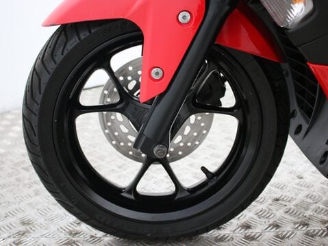 Yamaha Nmax 125 GPD125-A ABS 22