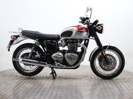 Triumph Bonneville T120 BONNEVILLE T120