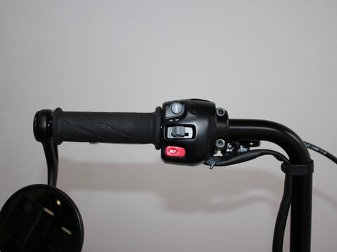 Triumph Bobber BONNEVILLE BOBBER 29