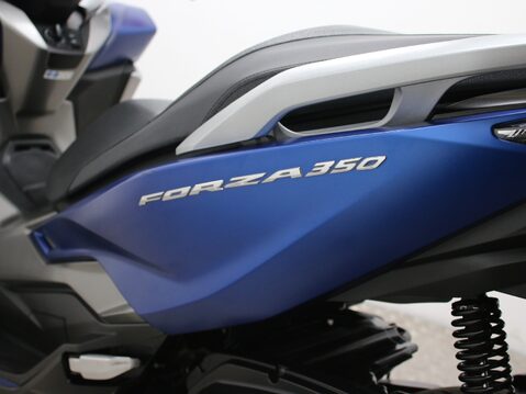 Honda Forza 350 NSS 350 A-M 36