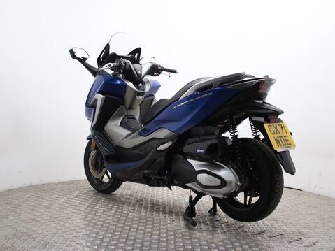Honda Forza 350 NSS 350 A-M 9