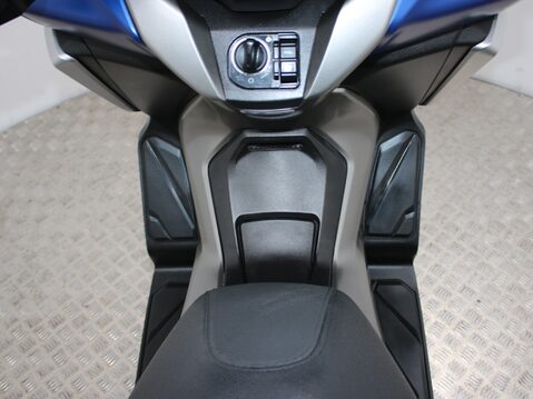 Honda Forza 350 NSS 350 A-M 25