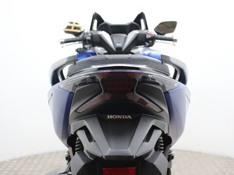 Honda Forza 350 NSS 350 A-M 37