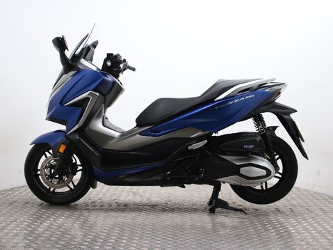 Honda Forza 350 NSS 350 A-M 8