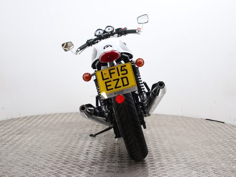 Triumph Thruxton THRUXTON 865 ACE CAFE 11