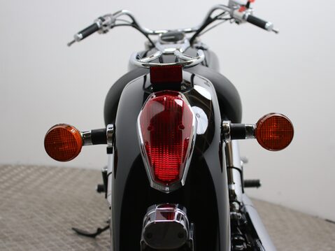 Honda VT750 VT 750 C4 SHADOW 32