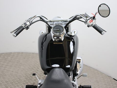 Honda VT750 VT 750 C4 SHADOW 14