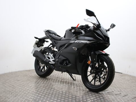 Yamaha R125 YZF 125-A 3