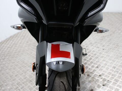 Yamaha R125 YZF 125-A 22