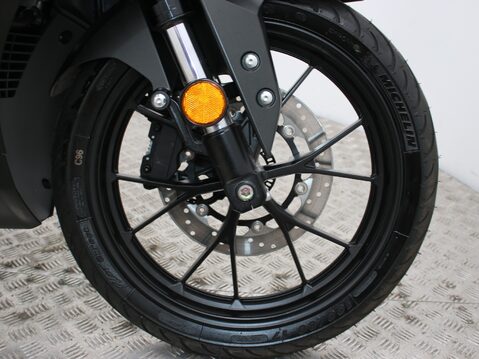 Yamaha R125 YZF 125-A 36