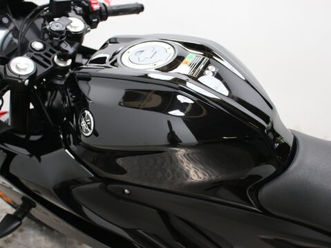 Yamaha R125 YZF 125-A 32