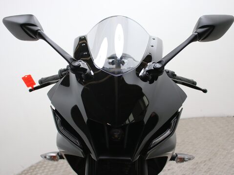 Yamaha R125 YZF 125-A 23