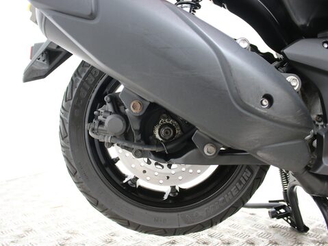 Yamaha Nmax 125 GPD125-A ABS 18