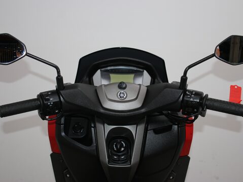 Yamaha Nmax 125 GPD125-A ABS 22