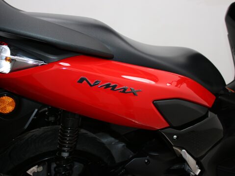 Yamaha Nmax 125 GPD125-A ABS 23