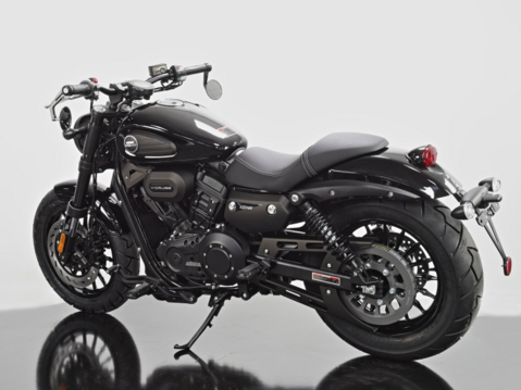 Keeway V-Cruise 125 6