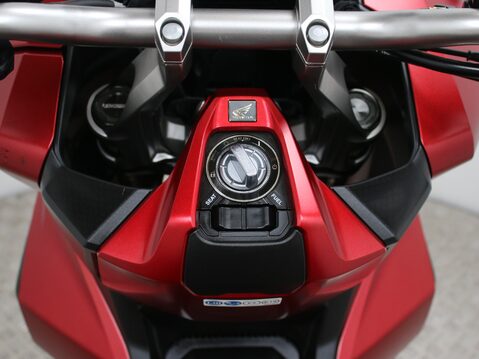 Honda ADV 350 ADV 350 A-N 18