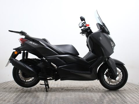 Yamaha Xmax 125 X-MAX 125 (YP125RA) 1