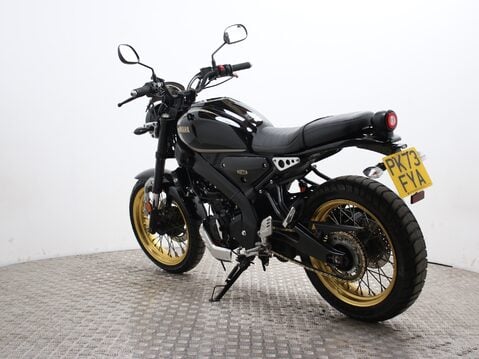 Yamaha XSR125 XSR 125 (MTM125) 9