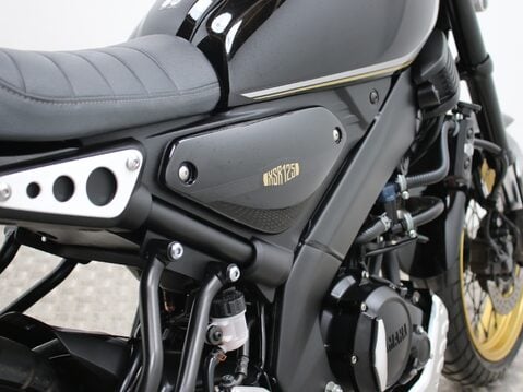 Yamaha XSR125 XSR 125 (MTM125) 23