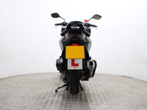 Honda PCX125 WW 125 A-PED 23 11