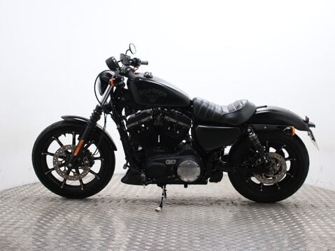 Harley-Davidson Sportster XL 883 N IRON 17 8
