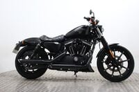 Harley-Davidson Sportster XL 883 N IRON 17
