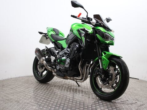 Kawasaki Z900 ZR 900 3