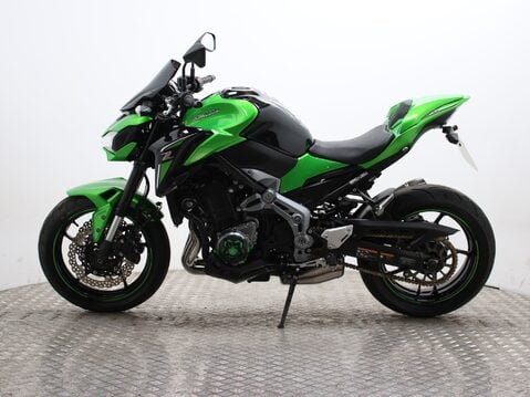 Kawasaki Z900 ZR 900 8