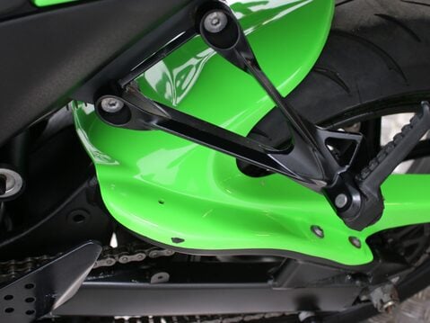 Kawasaki Ninja ZX 6 ZX 600 P8F 29