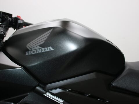 Honda CBR500R CBR 500 RA-R 33