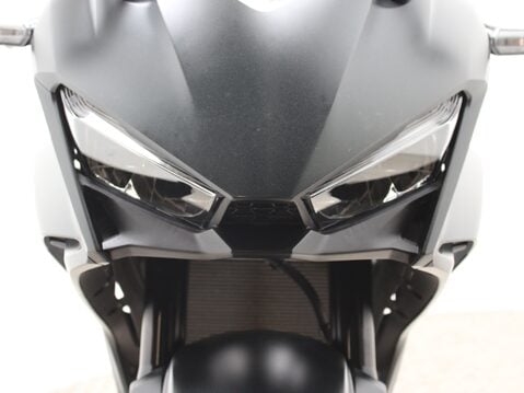 Honda CBR500R CBR 500 RA-R 20