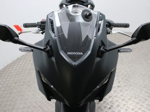 Honda CBR500R CBR 500 RA-R 21