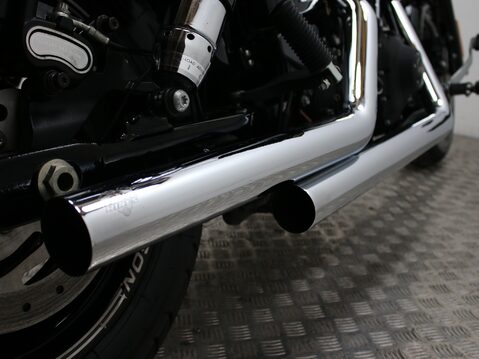 Harley-Davidson Dyna FAT BOB FXDF 103 1690 14 36