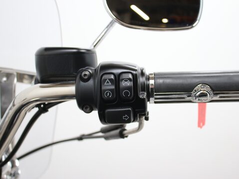 Harley-Davidson Sportster XL 1200 T SUPERLOW SPORTSTER17 23