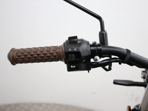 Mutt Mongrel 125 MONGREL 125 15