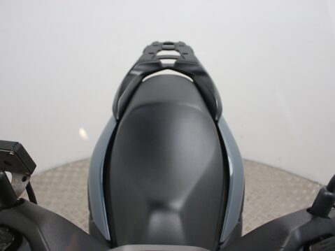 Yamaha Nmax 125 GPD125-A ABS 17