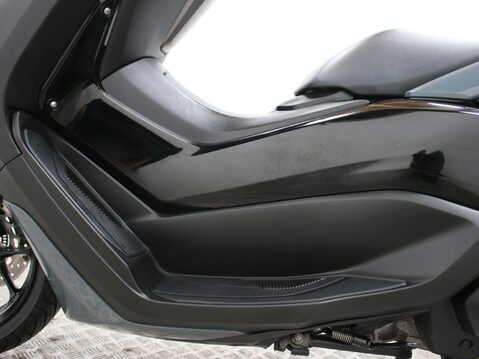 Yamaha Nmax 125 GPD125-A ABS 34