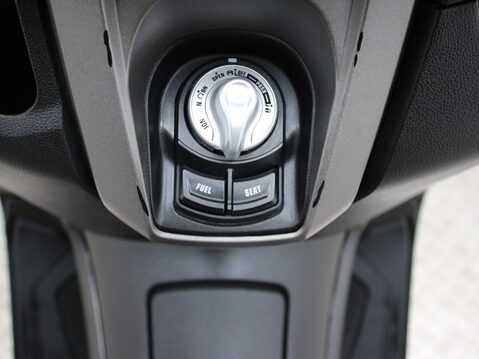 Yamaha Nmax 125 GPD125-A ABS 26