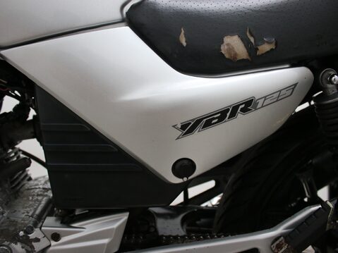 Yamaha YBR 125 YBR125 ED 22